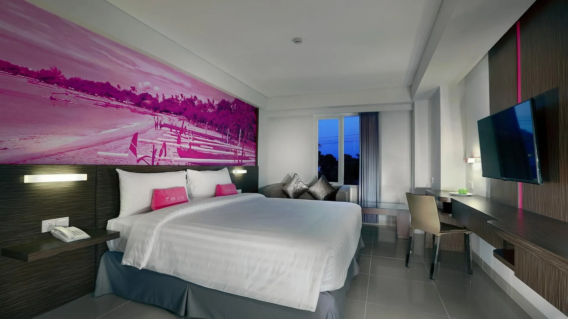 *** Hotel Favehotel Sunset Seminyak Indonesia